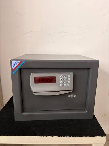 כספת דיגיטלית דגם B300 בעל תקן EU S2 להגנה מקסימלית 51 ק"ג תוצרת ישראל
