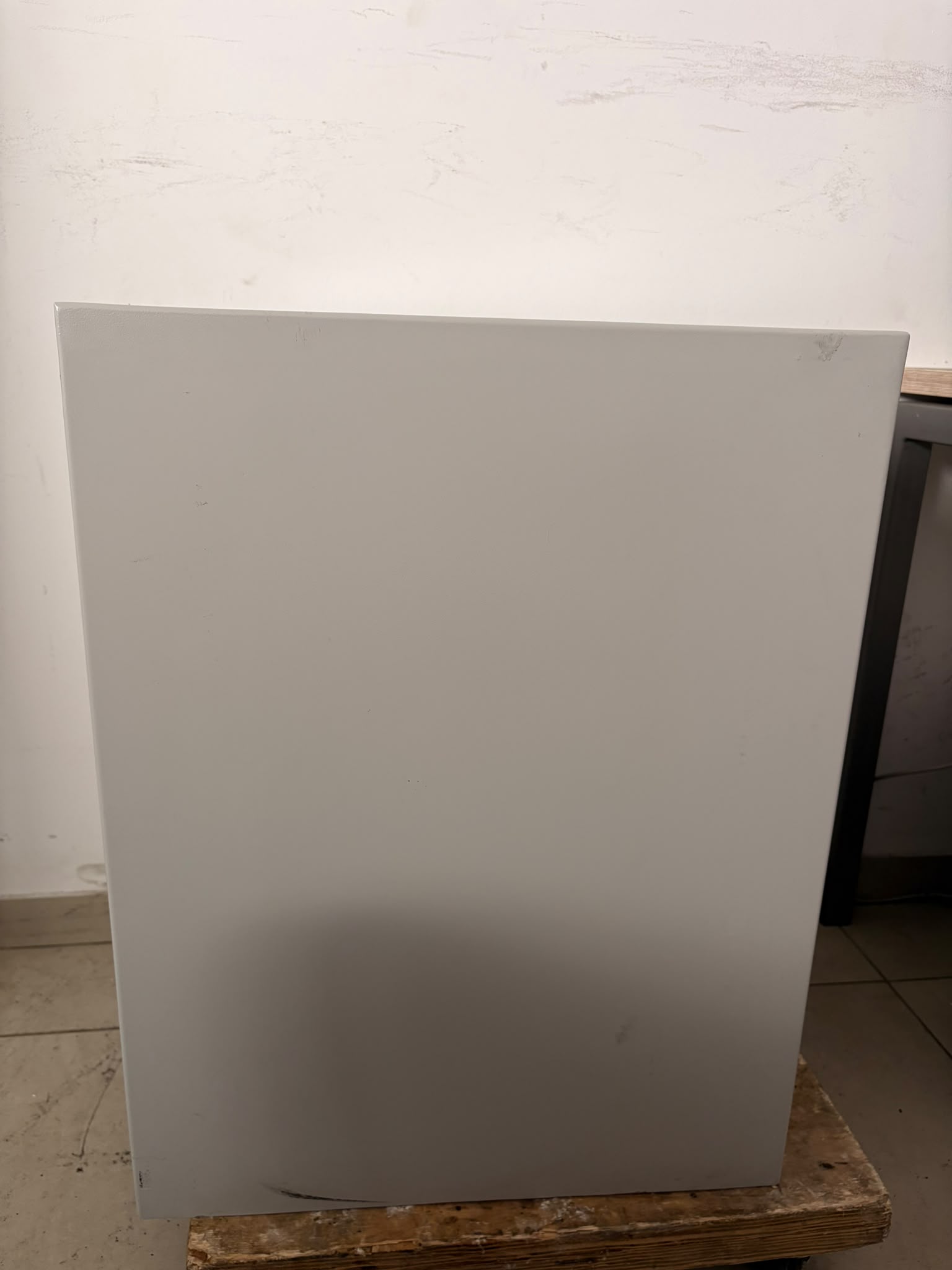 כספת כבדה מסדרת RS65 – מבט מצד ימין
