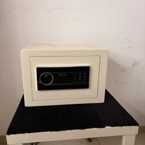 כספת דגם V250 כספת דיגיטלית לבית ולמשרד מפתח חירום אזעקה מובנית 14 ק"ג כספת לאקדח