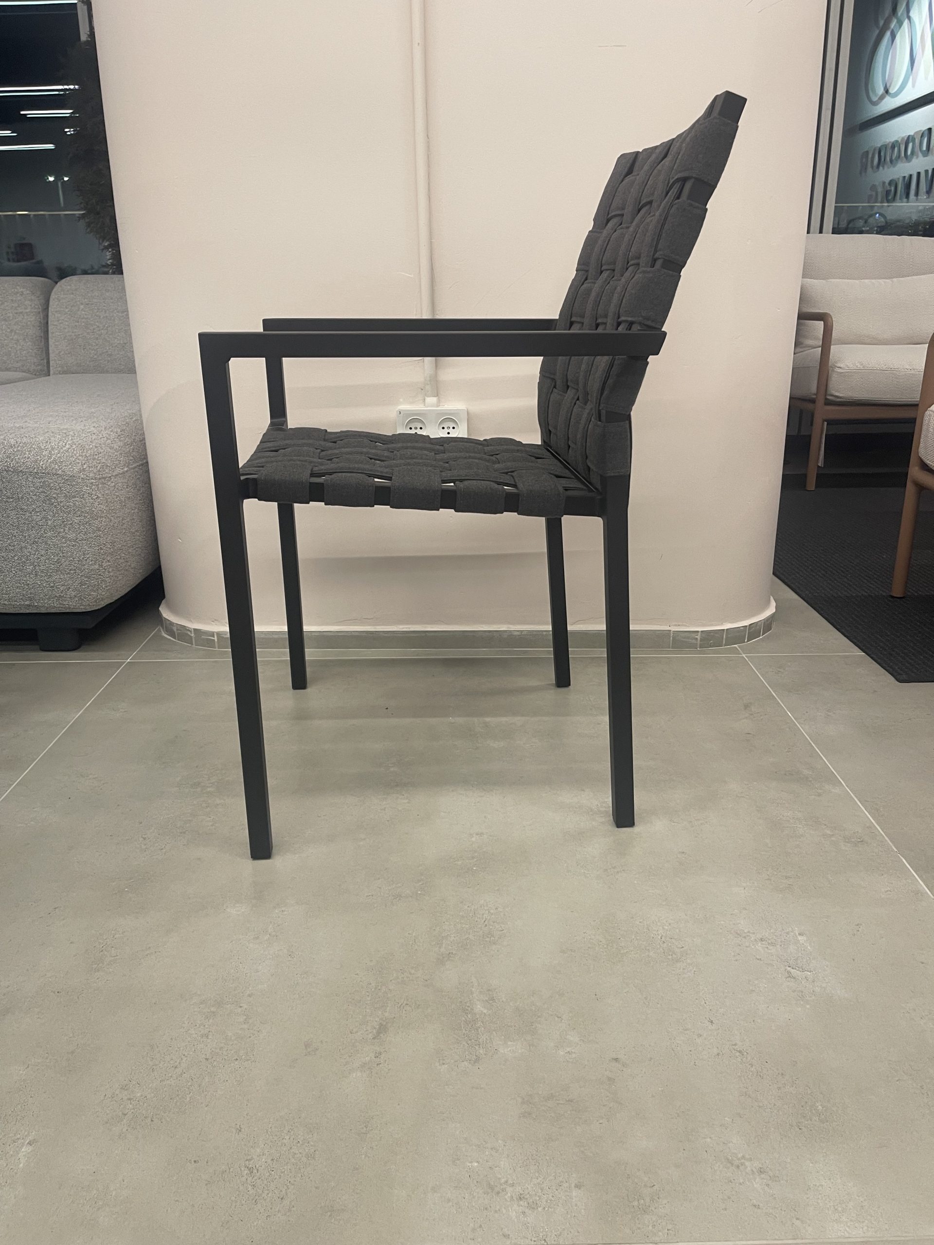 כיסא אוכל REVOLVE אלומיניום – תמונה 2